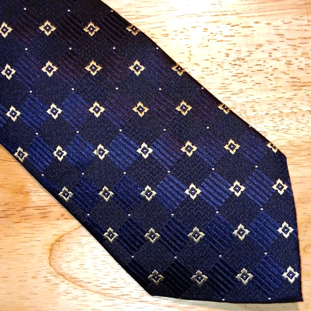 BELISI necktie